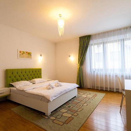 Ardor Apt - Bright And Secluded Apartment In The Heart Of Old Town Brašov Exteriér fotografie