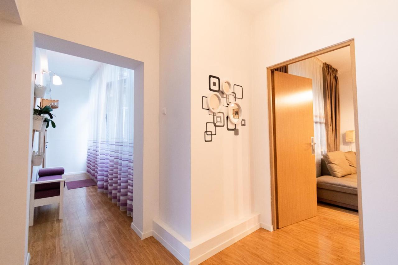 Ardor Apt - Bright And Secluded Apartment In The Heart Of Old Town Brašov Exteriér fotografie