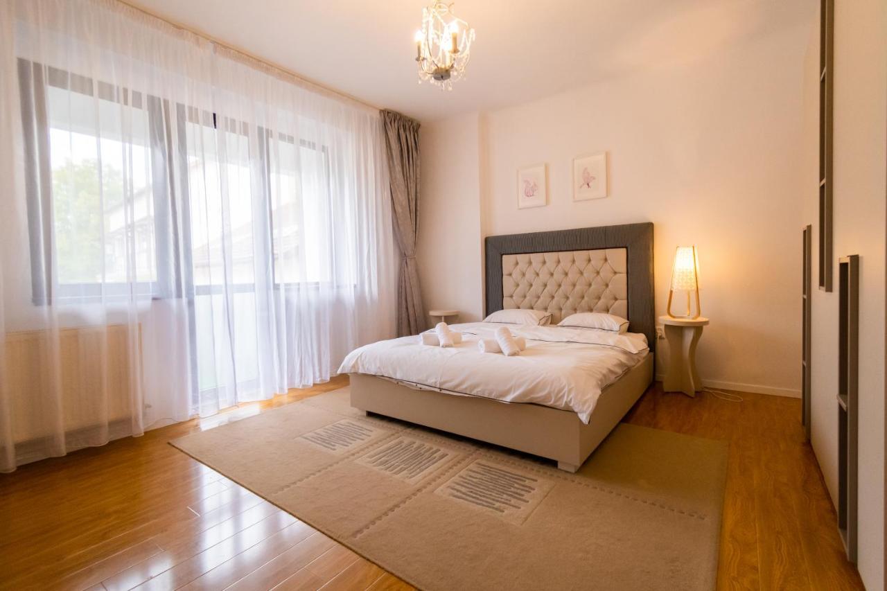 Ardor Apt - Bright And Secluded Apartment In The Heart Of Old Town Brašov Exteriér fotografie