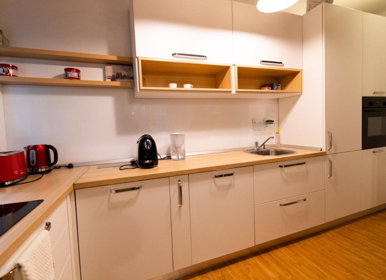 Ardor Apt - Bright And Secluded Apartment In The Heart Of Old Town Brašov Exteriér fotografie